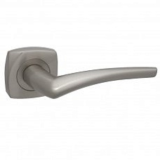 Дверная ручка на розетке OR 6853 Mestre