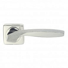 Дверная ручка на розетке Quadrata Jewellery Pasini