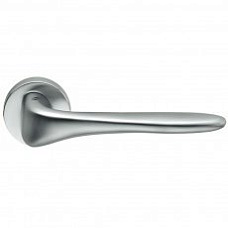 Дверная ручка на розетке Madi AM.31.CM Colombo